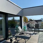 Traunseeloft Apartment *